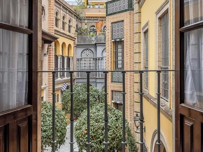 Placentines Cathedral Dreams Oasis En Santa Cruz Seville